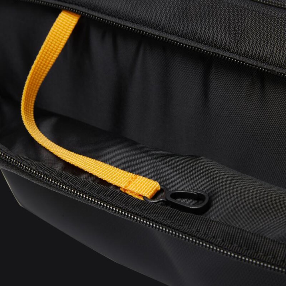 CAT 85048-01 Black Waist Bag Bags