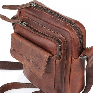 The Chesterfield Brand C48.071401 Δερμάτινο Ανδρικό Τσαντάκι Χιαστί/Ώμου Καφέ Τσάντες