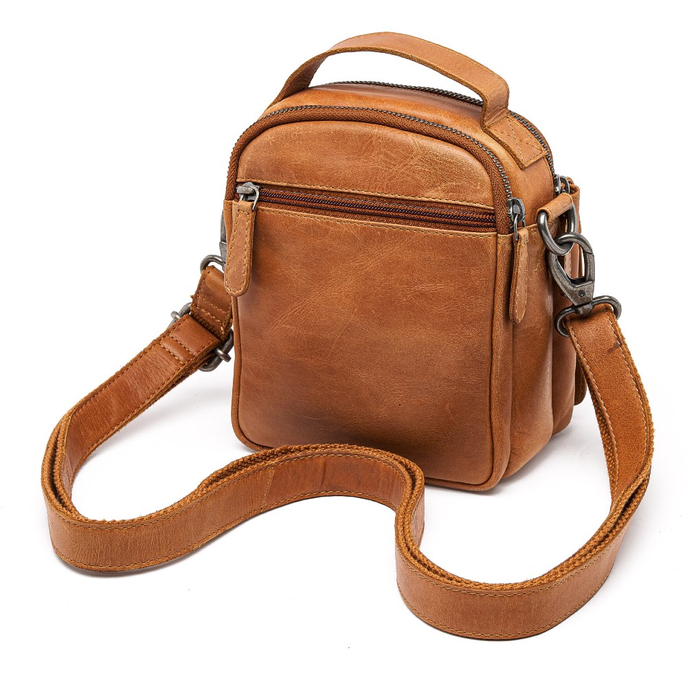 The Chesterfield Brand C48.182631 Leather Men's Crossbody/Shoulder Bag Cognac Bags