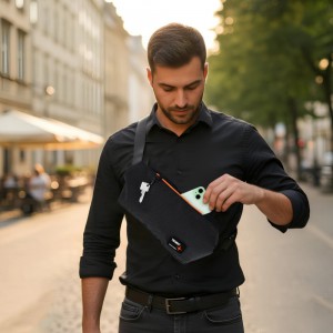 TROIKA BNS16/BK NIGHT SPARK SLINGBAG Τσαντάκι Μέσης/Cross Bodybag Μαύρο Τσάντες