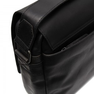 The Chesterfield Brand C48.055200 Richard leather crossbody/shoulder bag black Bags