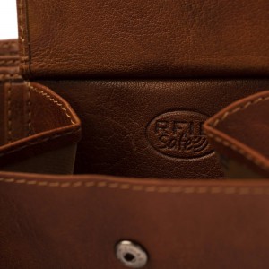 The Chesterfield Brand C08.037031 Δερμάτινο Ανδρικό Πορτοφόλι με RFID Ταμπά Πορτοφόλια