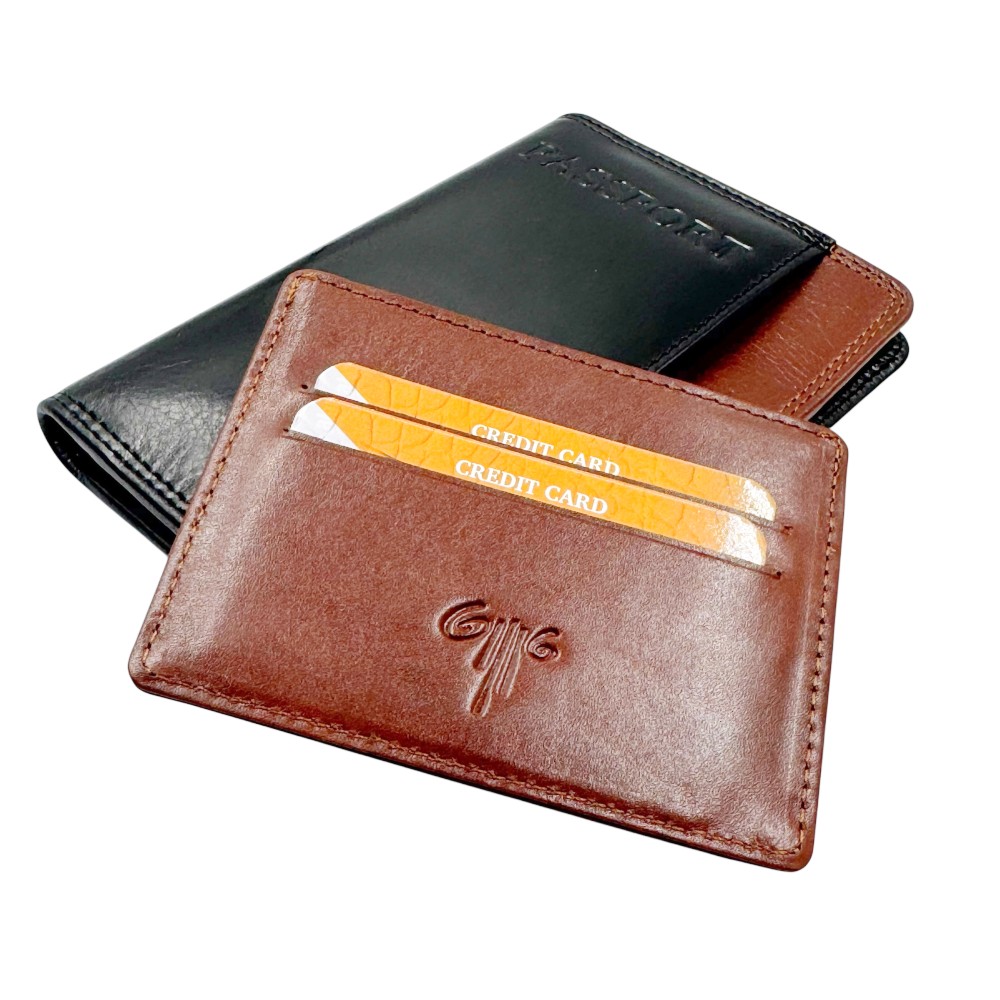 Kion 39024 Ανδρικό Πορτοφόλι Διαβατηρίου Δέρμα Μαύρο με Ταμπά Πορτοφόλια