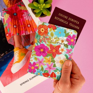 Legami Milano PH0035 Flowers Θήκη Διαβατηρίου με RFID Πολύχρωμη Πορτοφόλια