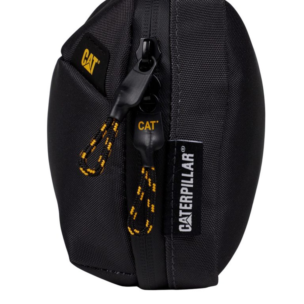 CAT 84736-106 Gadget Organizer Black Travel Items