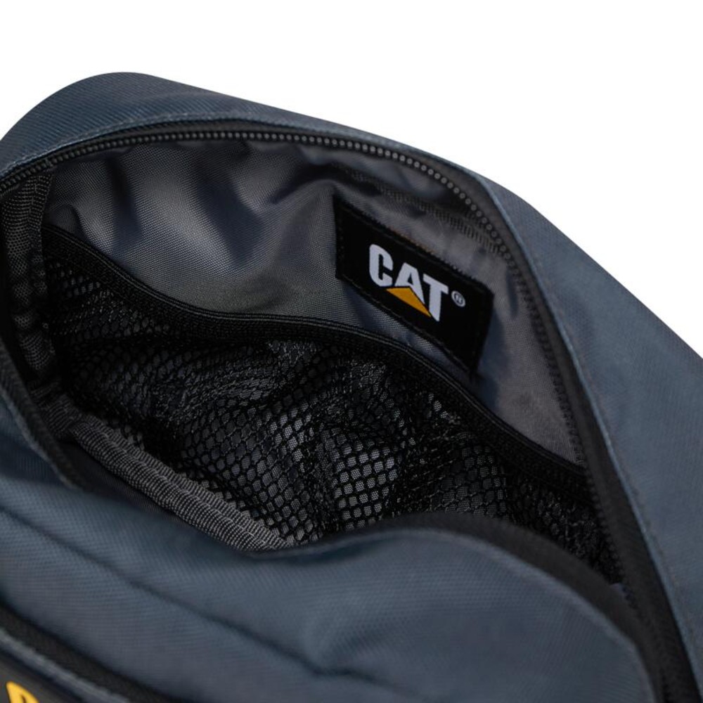 CAT 84889-106 Voyager Toiletry Pouch Blue Travel Items