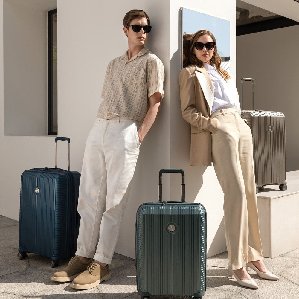 VERAGE VG19006 Rome Cabin Suitcase Expandable 55cm Blue Travel Items