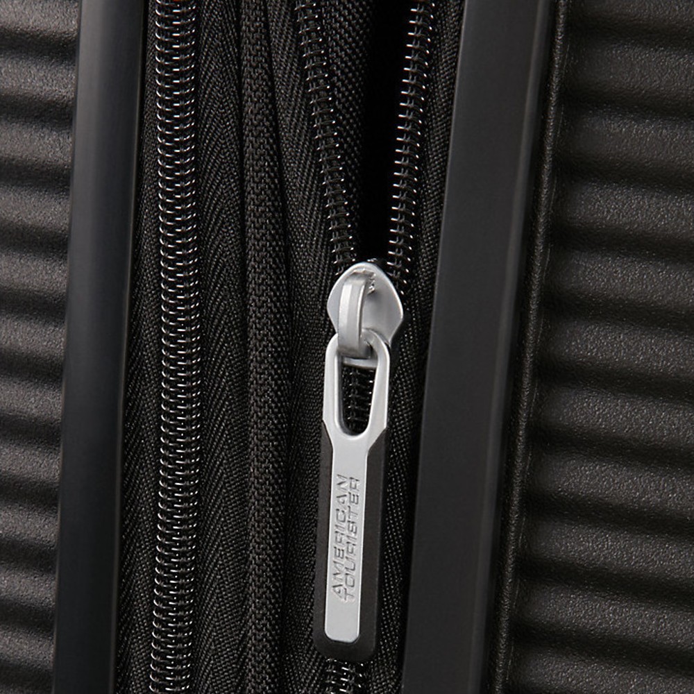 American Tourister Soundbox Spinner Expandable Μεσαία Βαλίτσα 67cm 88473-1027 Μαύρη Travel Items